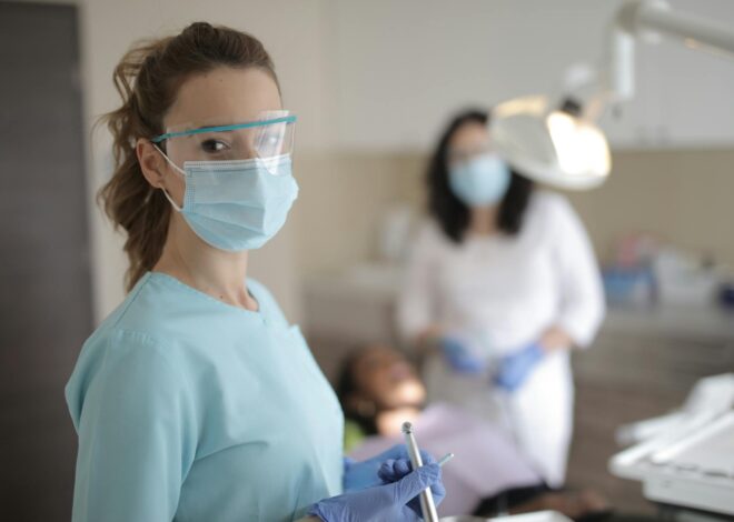 Tratamentele de albire dentară: beneficii și riscuri.